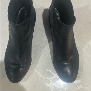 Gianni Bini Black Ankle Boots with Side Zipper